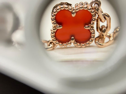 Twelve Motif Clover Necklace – 18K Rose Gold with Carnelian